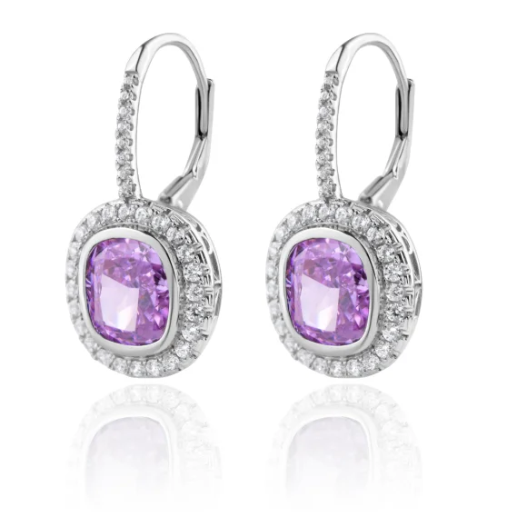 Boucles serties d'une Améthyste synthétique