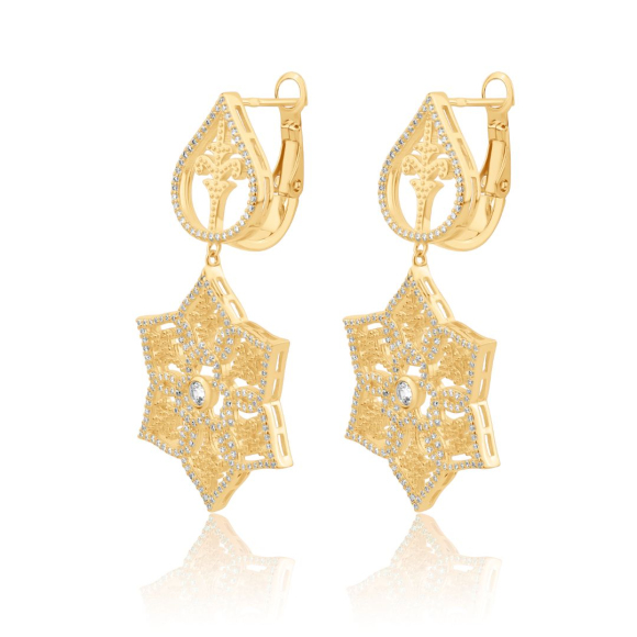 Boucles serties de zirconiums